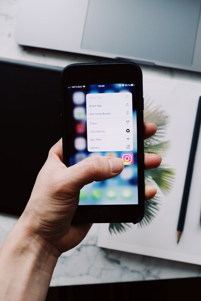 What You Need to Make Money on Instagram and Build an Engaged Following