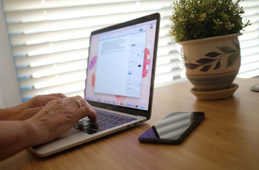 Laptop